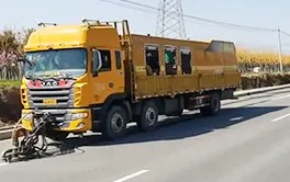 Truck-mounted water blasting road marking remover for dust-free and eco-friendly line removal