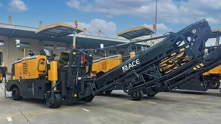 Asphalt Milling Machine