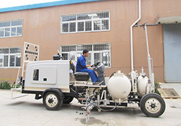 Advanced hydraulic drive CVT system for accurate speed control on road marking machine