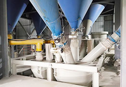 weighing hoppers on dry mix mortar plant
