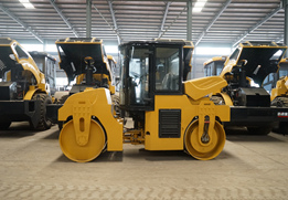 SAUER DANFOSS or REXROTH hydraulic pump and vibrating motors for road roller