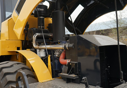Powerful CUMMINS diesel engine equipped on pneumatic tyre road roller