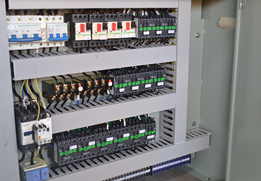 Low oil level and overvoltage warning safety system