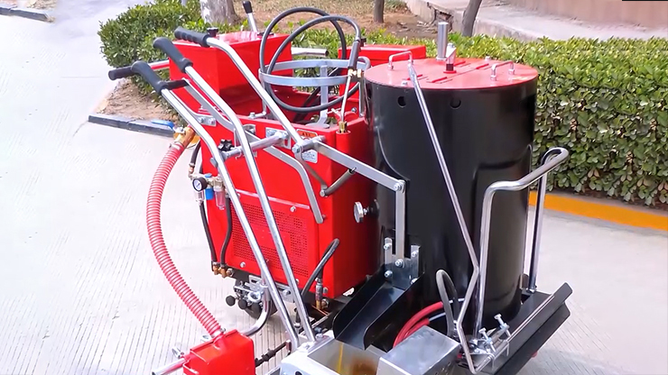 Self-propelled Thermoplastic Screeding Road Marking Machine Price