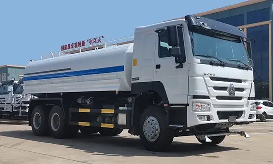 Sprinkler Truck for Sale