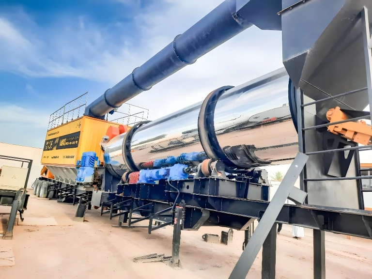 IAM140 Super Mobile Asphalt Mixing Plant in Algeria