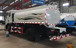 Water sprinkler trucks were ordered for a key project in Shangrao, Jiangxi